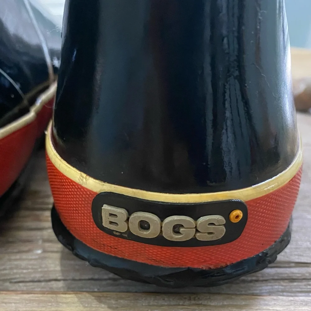 Bogs‎ Classic Kids Unisex Size 3 Black W/ Red/Yellow Scribble Dot Rainboots